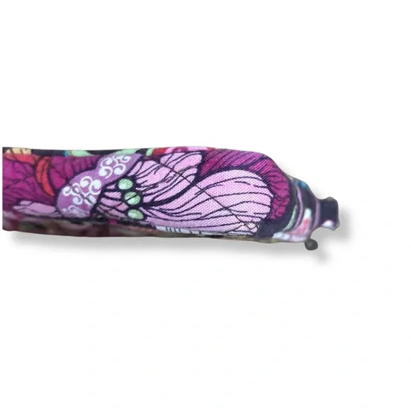 🌸 Vera Bradley Small Quilted Wristlet – Mod Pink Floral Retired Pattern - Picture 5 of 6